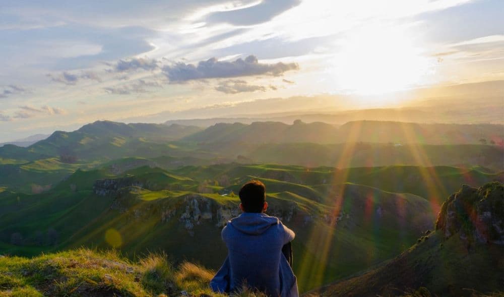 Doctor moves to New Zealand - sunset