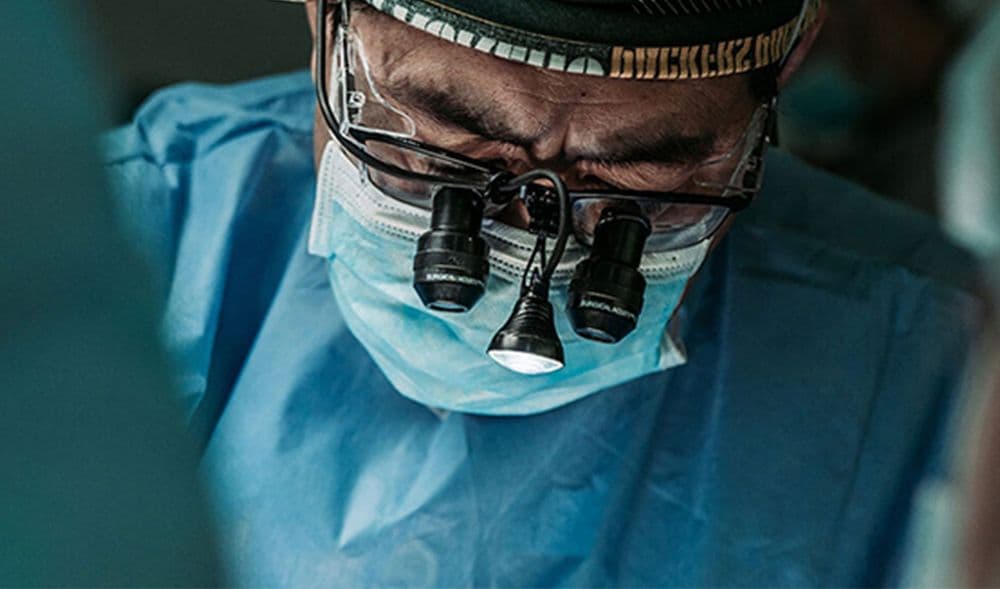 Surgeon - What does a surgeon make